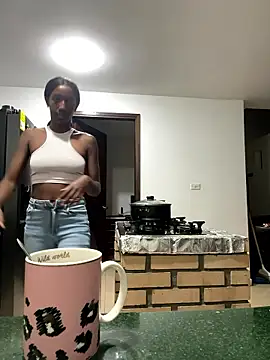 FiorelaLenin online show from January 15, 2026, 10:51 am