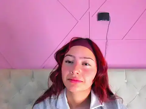 Alejita699 online show from April 3, 2026, 7:09 pm