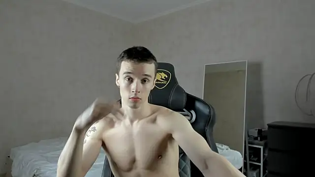 Snapshot of MasonWarholl chatting on January 26, 2025, 2:35 am MasonWarholl online show from January 26, 2025, 2:35 am