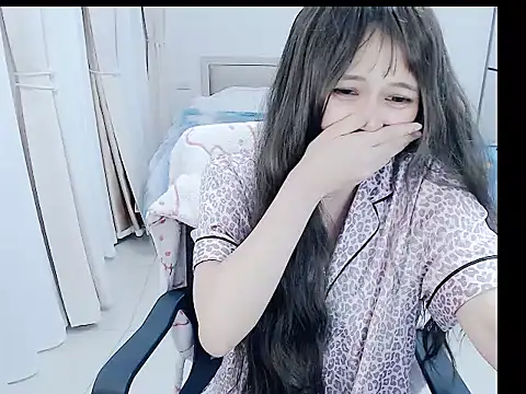 Snapshot of miyababytw chatting on March 8, 2026, 12:19 pm miyababytw online show from March 8, 2026, 12:19 pm