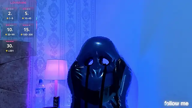 Snapshot of liaa_18 chatting on February 5, 2026, 3:46 am liaa 18 online show from February 5, 2026, 3:46 am