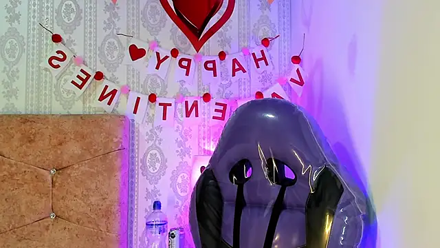 Snapshot of liaa_18 chatting on February 14, 2026, 2:56 am liaa 18 online show from February 14, 2026, 2:56 am