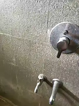 Aunty Loverboy69 online show from September 15, 2025, 6:14 am