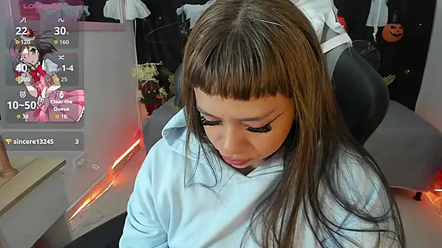 zoesullivan online show from October 16, 2025, 10:23 am