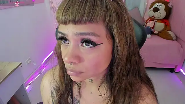 zoesullivan online show from September 10, 2025, 2:49 pm