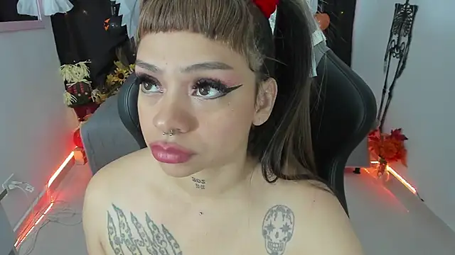 zoesullivan online show from October 4, 2025, 10:28 am