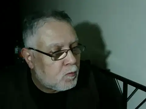 100Tauros online show from November 12, 2025, 10:13 pm