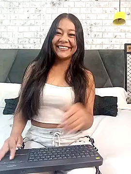 Snapshot of MilaaAdams chatting on September 27, 2025, 9:59 am MilaaAdams online show from September 27, 2025, 9:59 am