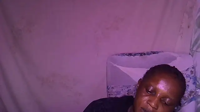 Hot Caro online show from May 17, 2026, 3:56 pm
