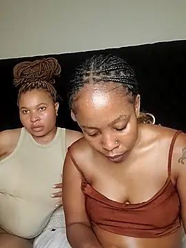 R-thequeen online show from February 23, 2026, 11:27 pm