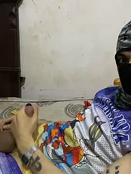 Snapshot of Rafik88xx chatting on September 14, 2025, 11:27 pm Rafik88xx online show from September 14, 2025, 11:27 pm