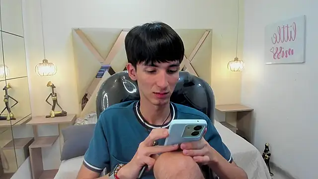 Snapshot of Jake_evans chatting on November 24, 2025, 5:24 pm Jake evans online show from November 24, 2025, 5:24 pm