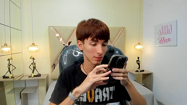 Snapshot of Jake_evans chatting on February 9, 2026, 7:45 pm Jake evans online show from February 9, 2026, 7:45 pm