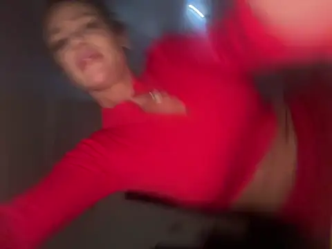 Snapshot of BadBabyGirlxxx chatting on December 10, 2024, 11:11 am BadBabyGirlxxx online show from December 10, 2024, 11:11 am