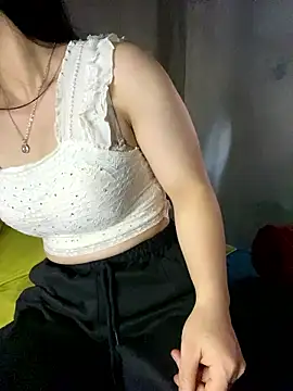 T tina92 online show from January 11, 2026, 1:12 am