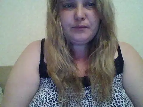 ParisMimi online show from June 8, 2026, 8:31 pm