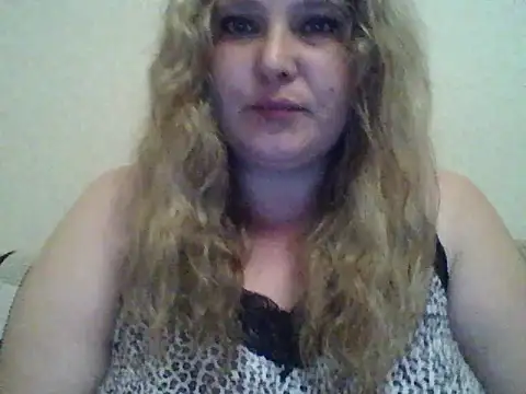 Snapshot of ParisMimi chatting on June 10, 2026, 9:16 pm ParisMimi online show from June 10, 2026, 9:16 pm