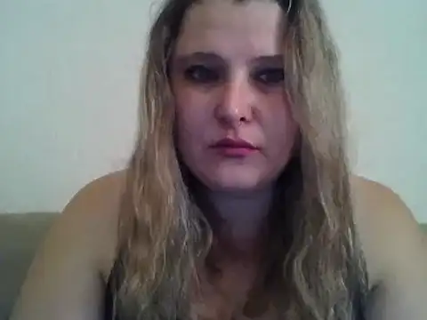 ParisMimi online show from September 22, 2025, 5:57 am