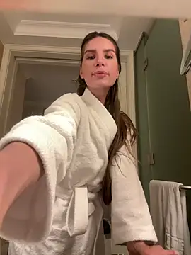 Snapshot of WildOrchid chatting on March 5, 2025, 6:12 pm WildOrchid online show from March 5, 2025, 6:12 pm