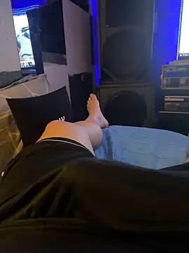 MatthewEmme online show from December 21, 2025, 3:57 pm