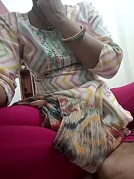 Snapshot of Angel-life chatting on December 7, 2024, 10:06 am Angel-life online show from December 7, 2024, 10:06 am