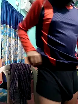 Snapshot of zakly69 chatting on February 18, 2025, 12:28 pm zakly69 online show from February 18, 2025, 12:28 pm