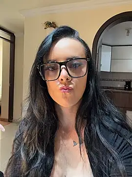 AndreaValencia online show from July 10, 2026, 8:09 pm