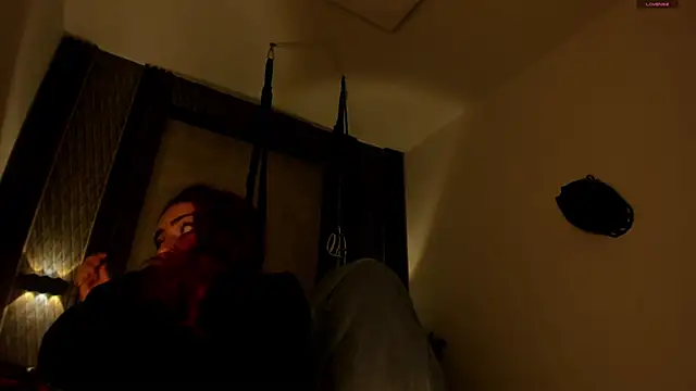 selene red  online show from November 13, 2025, 3:05 pm