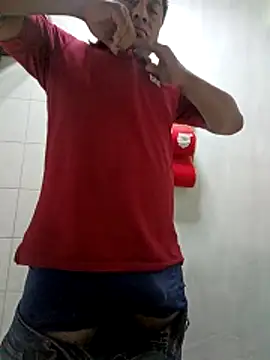 Snapshot of Riatatuil chatting on January 6, 2026, 1:26 pm Riatatuil online show from January 6, 2026, 1:26 pm