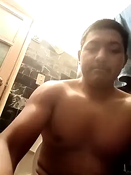 Snapshot of Edgarfffh chatting on March 21, 2025, 5:21 am Edgarfffh online show from March 21, 2025, 5:21 am