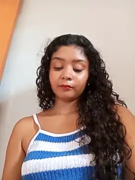 Snapshot of heleny901 chatting on February 22, 2026, 4:41 pm heleny901 online show from February 22, 2026, 4:41 pm