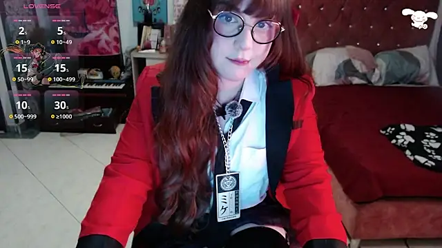 Snapshot of Avril2001 chatting on February 10, 2026, 4:22 am Avril2001 online show from February 10, 2026, 4:22 am