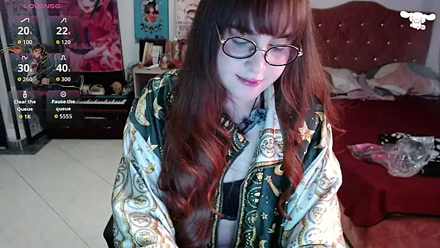 Snapshot of Avril2001 chatting on February 8, 2026, 6:11 am Avril2001 online show from February 8, 2026, 6:11 am