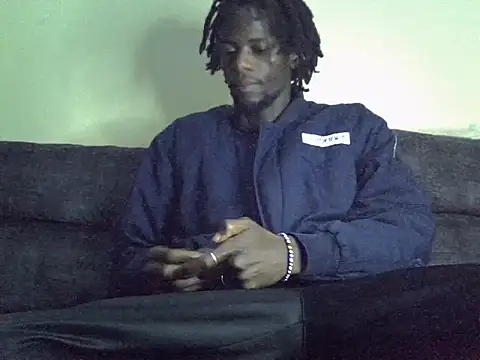 Delicious-D online show from November 30, 2025, 7:03 pm