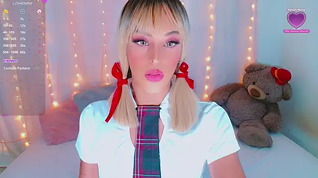 AlanaBekeer online show from October 2, 2025, 8:56 pm