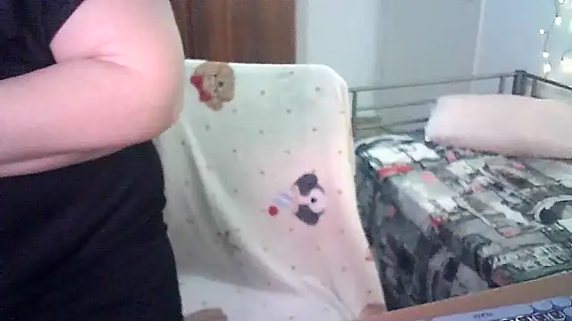 SabrinaXlovess online show from June 1, 2026, 4:39 pm