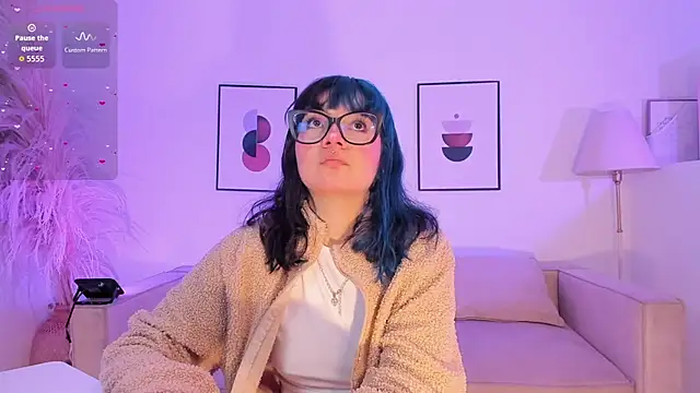 Sweet Namii online show from November 8, 2025, 6:11 pm