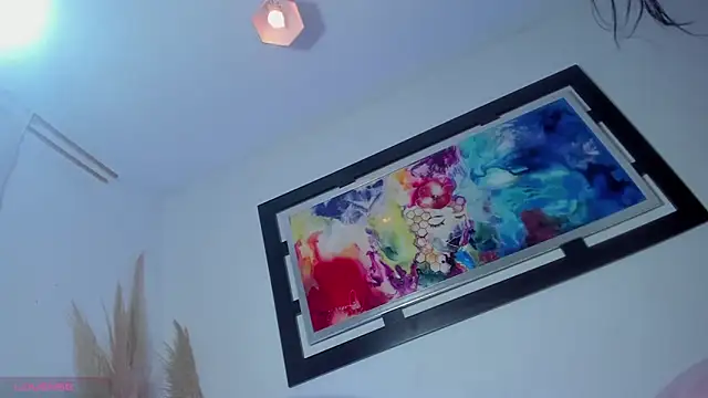 Scarlett 811 online show from April 19, 2026, 7:16 pm