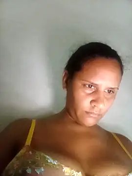 Snapshot of Andreita_95 chatting on March 6, 2026, 11:38 am Andreita 95 online show from March 6, 2026, 11:38 am