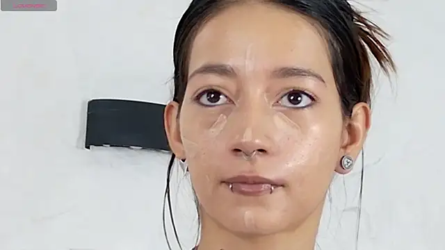 zorravioletta1 online show from October 30, 2025, 12:14 pm