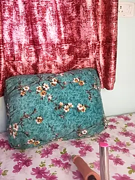 juhicpl143 online show from October 2, 2025, 8:50 am