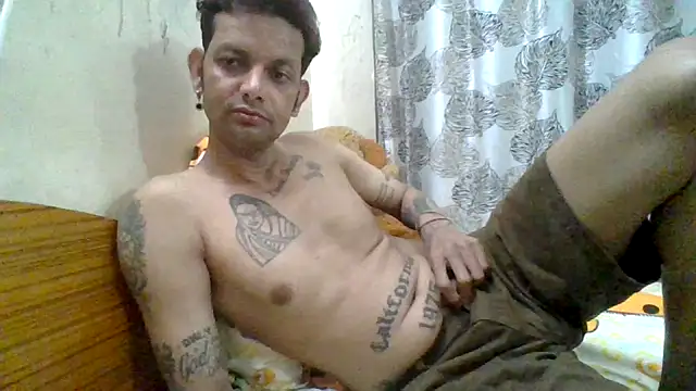 RoseEmmy online show from December 2, 2024, 5:21 pm