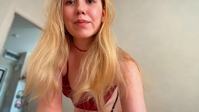 HoneyAudrey online show from July 1, 2026, 2:34 am