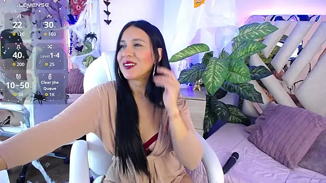 Camille jhonson online show from November 11, 2025, 10:32 am