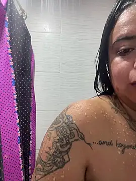 Devilsweet17 online show from January 18, 2026, 11:30 pm