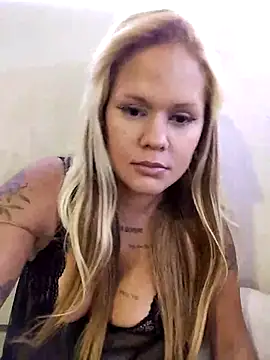 Snapshot of perolaar chatting on March 22, 2025, 2:37 am perolaar online show from March 22, 2025, 2:37 am