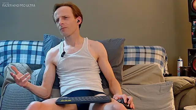 Snapshot of Dilldough405 chatting on February 3, 2026, 6:22 am Dilldough405 online show from February 3, 2026, 6:22 am