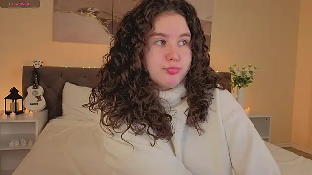 Ariella Sol online show from November 7, 2025, 1:10 am