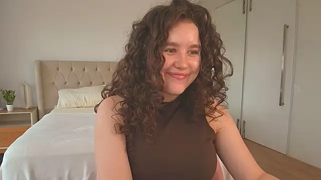 Snapshot of Ariella_Sol chatting on February 23, 2026, 7:58 pm Ariella Sol online show from February 23, 2026, 7:58 pm