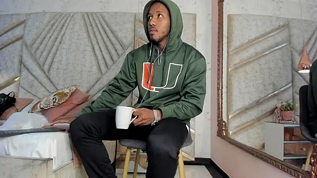 Snapshot of JamesParck chatting on March 19, 2025, 12:01 pm JamesParck online show from March 19, 2025, 12:01 pm